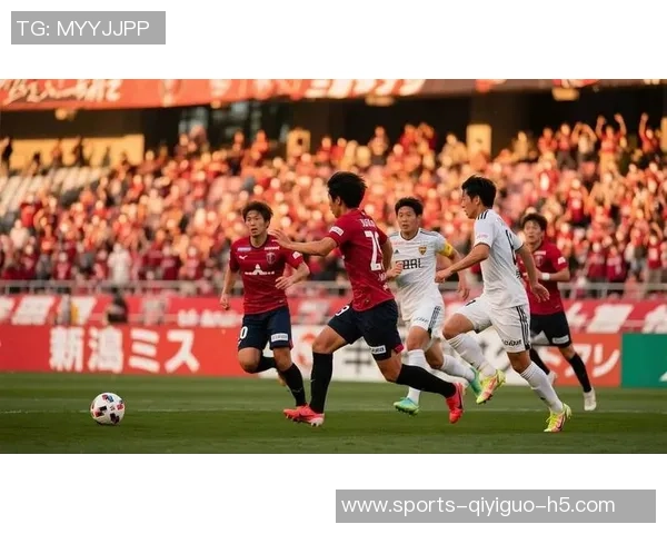 广岛三箭在J联赛杯决赛中以3-1战胜柏太阳神夺得队史第二冠吸引62466人观战 广岛三箭在J联赛杯决赛中以3-1战胜柏太阳神夺得队史第二冠吸引62466人观战